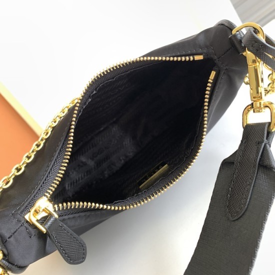 Prada Re-Edition 2005 Re-Nylon Bag Black / Gold Prada Re-Edition 2005 Re-Nylon Bag Black / Gold