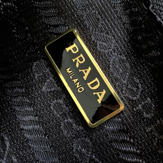 Prada Re-Edition 2005 Re-Nylon Bag Black / Gold Prada Re-Edition 2005 Re-Nylon Bag Black / Gold