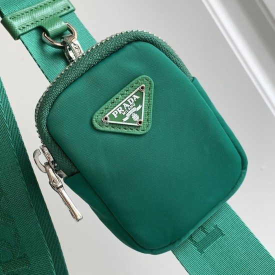 Prada Re-Edition 2005 Re-Nylon Bag Green Prada Re-Edition 2005 Re-Nylon Bag Green