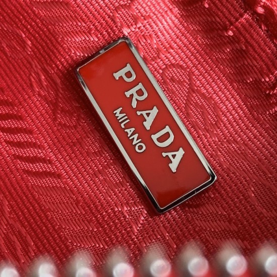 Prada Re-Edition 2005 Re-Nylon Bag Red Prada Re-Edition 2005 Re-Nylon Bag Red