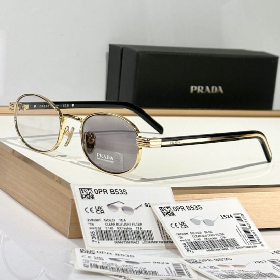Prada Sunglasses with the iconic metal plaque Prada Sunglasses with the iconic metal plaque