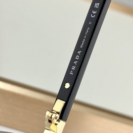 Prada Sunglasses with the iconic metal plaque Prada Sunglasses with the iconic metal plaque