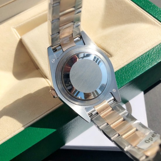 Rolex Datejust 41mm Gold Dial Lumed Marker SS/YG Bracelet Rolex Datejust 41mm Gold Dial Lumed Marker SS/YG Bracelet