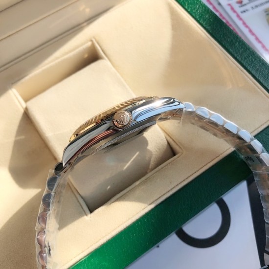 Rolex Datejust 41mm White Dial Lumed Marker SS/YG Bracelet Rolex Datejust 41mm White Dial Lumed Marker SS/YG Bracelet