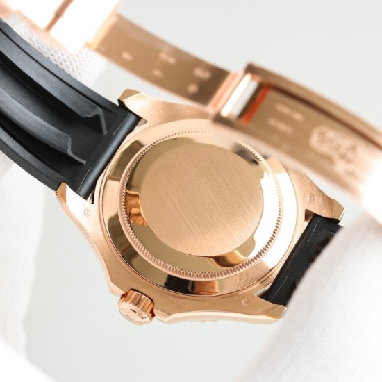 Rolex Yacht-Master 40mm Black Dial / Gold Rolex Yacht-Master 40mm Black Dial / Gold