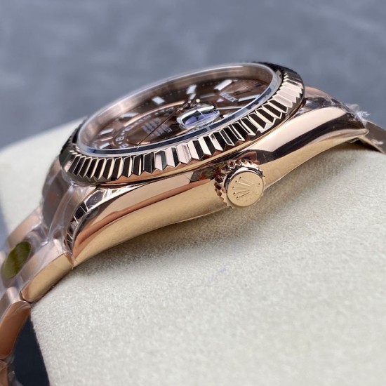 Rolex Sky-Dweller 42 mm Everose Gold Dial Rolex Sky-Dweller 42 mm Everose Gold Dial