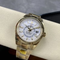 Rolex Sky-Dweller 42 mm Intense white Dial