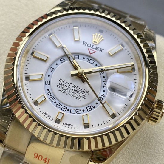 Rolex Sky-Dweller 42 mm Intense white Dial Rolex Sky-Dweller 42 mm Intense white Dial