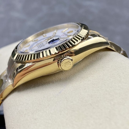 Rolex Sky-Dweller 42 mm Intense white Dial Rolex Sky-Dweller 42 mm Intense white Dial