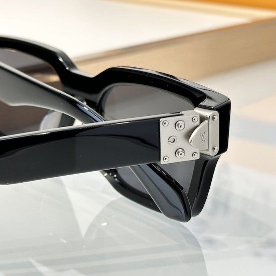 Louis Vuitton LV Match Sunglasses Z1414W Louis Vuitton LV Match Sunglasses Z1414W