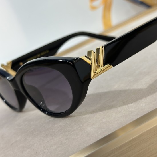 Louis Vuitton LV GO-14 Cat Eye Sunglasses Z2104W Louis Vuitton LV GO-14 Cat Eye Sunglasses Z2104W